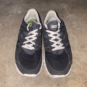 Nike Free Run 2 Sneaker Size 6.5